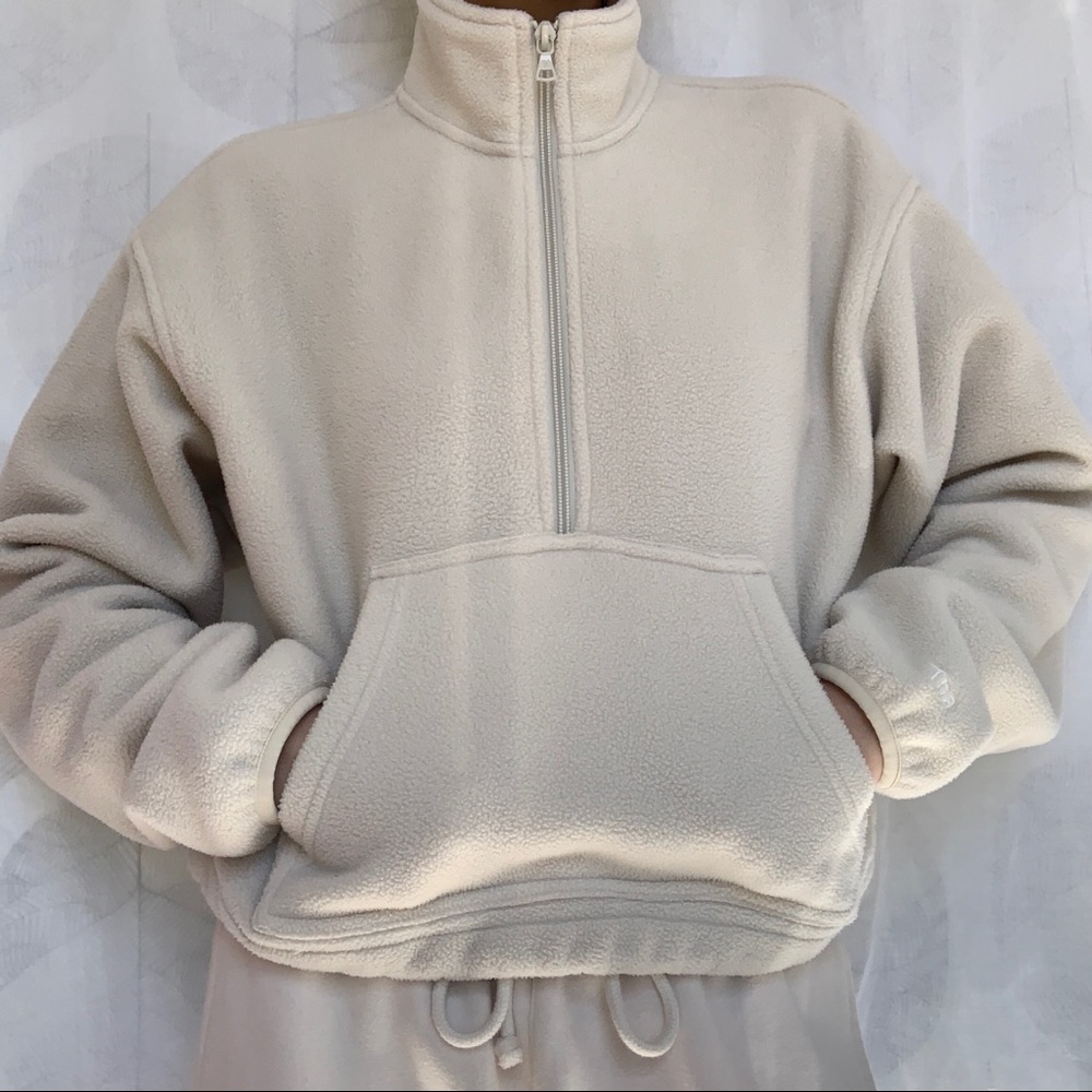 Tna fleece sweater
